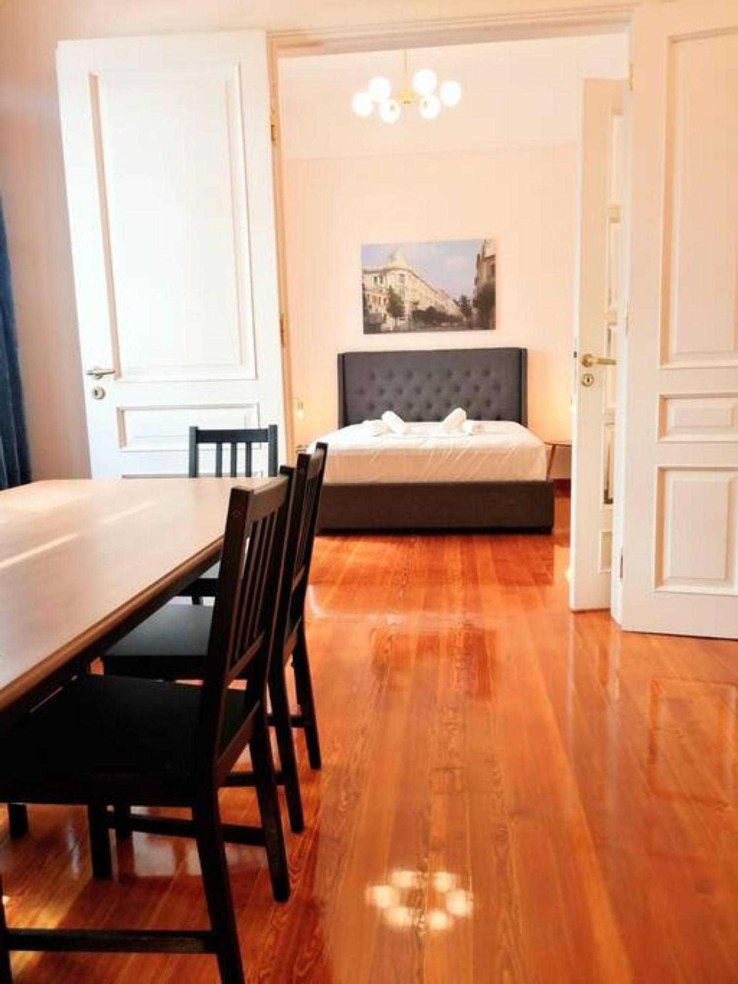 Elegant Apartment In Syntagma Square Athen Eksteriør billede